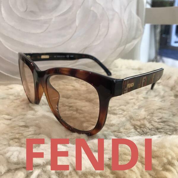 ★美品★FENDI　サングラス　ロゴ　カラフル　FS5312K　レンズ交換済