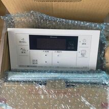 新品 Rinnai RUX-A1616T-L-E ガス給湯専用機 16号 都市ガス（12・13A）＋　給湯器用 風呂 リモコン BC-145V_画像3