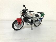 アオシマ製 1/12ホンダNSR250R SP `89完成品！！ネイキッド仕様、峠小僧、バリバリマシーン、銀テラ、MC18、 ドッグファイトレーシング_画像4