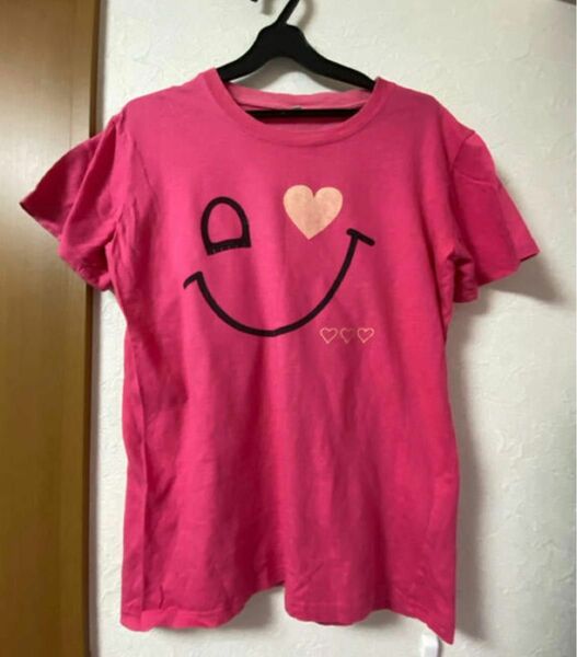 ニコちゃんTシャツ　原色ピンクTシャツ