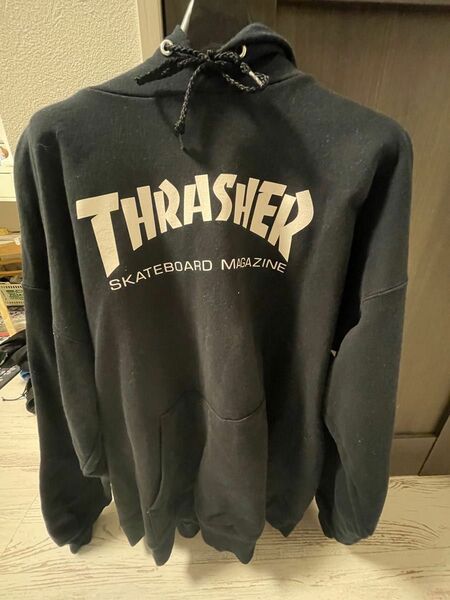 Thrasher スラッシャー　 パーカー　US規格