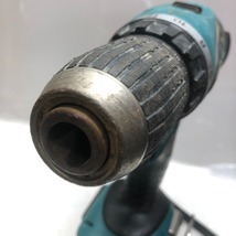 ◇◇ MAKITA マキタ 充電式ドライバドリル 14.4v 充電器・充電池2個・ケース付 DF440D グリーン 傷や汚れあり_画像5