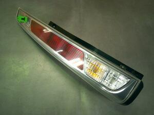 セレナ DBA-FNC26 左テールランプ ハイウェイスター 4WD MR20DD CVT LAE コイト 220-23096 26555-1VA0A