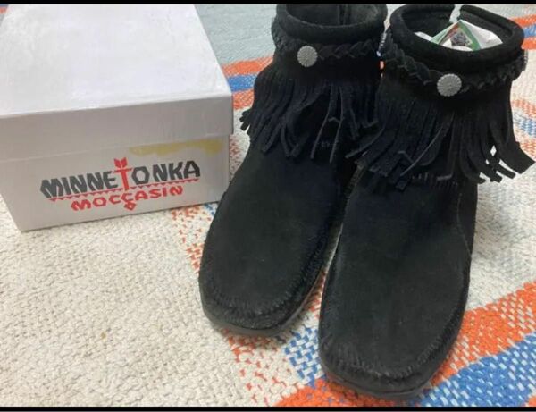 ☆今の季節に☆ MINNETONKA ミネトンカ ショートブーツ　24センチ