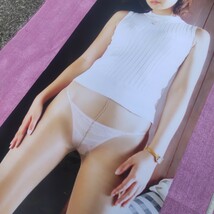 78 等身大　タペストリー 　 ベージュ　パンスト　人妻　OL　白　ランジェリー　150cm×50cm　布製_画像5