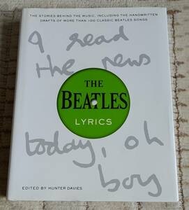 ビートルズ洋書　The Beatles Lyrics Hunter Davies　ハードカバー