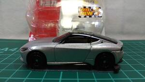 1/57　トミカ　日産・フェアレディＺ　（Ｚ３４・ビッグマイナーチェンジ）シルバー