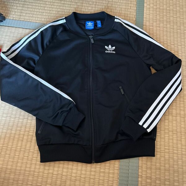 adidas adidasオリジナルス ジャージ