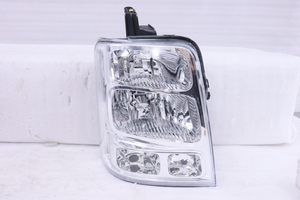 22-2323★【値下】美品 HID DA64W エブリィワゴン★右ヘッドライト LE06H6166 メッキ 純正 35120-68HA4★スズキ (RO)