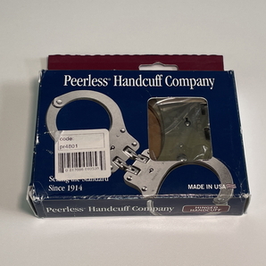 【本物の手錠】米国：Peerless 801C Handcuffs（新品）（検：警察・軍・サバゲー・ミリタリー・装備・サバイバル・ポリス）の画像7