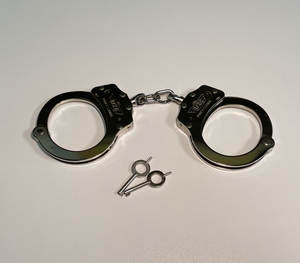 【本物の手錠】イスラエル：UZI（ウージー）HC-C-S Professional Handcuffs（新品）（検：警察・軍・サバゲー・ミリタリー・装備・ポリス）