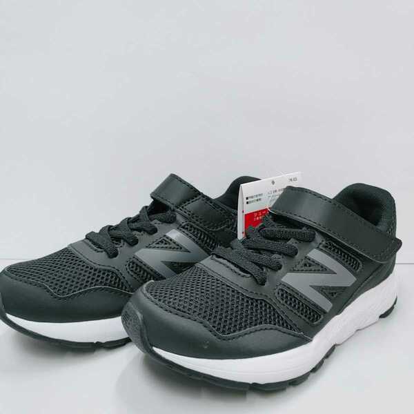 ☆★☆ニューバランス　　YT570BK　18.0cm　新品未使用　newbalance　女の子 男の子　スニーカー　★☆★