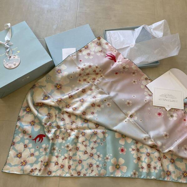 Van Cleef & Arpels ヴァンクリ 顧客メゾン レア