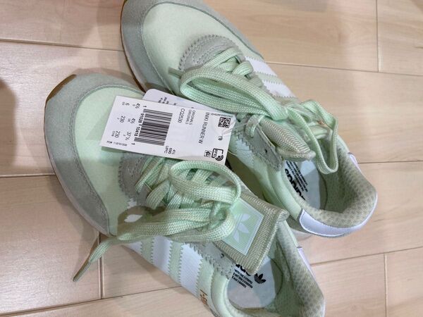 送料無料 新品 INIKI RUNNER W アディダス イニキランナー CQ2530 23.5cm グリーン/ホワイト 箱入り