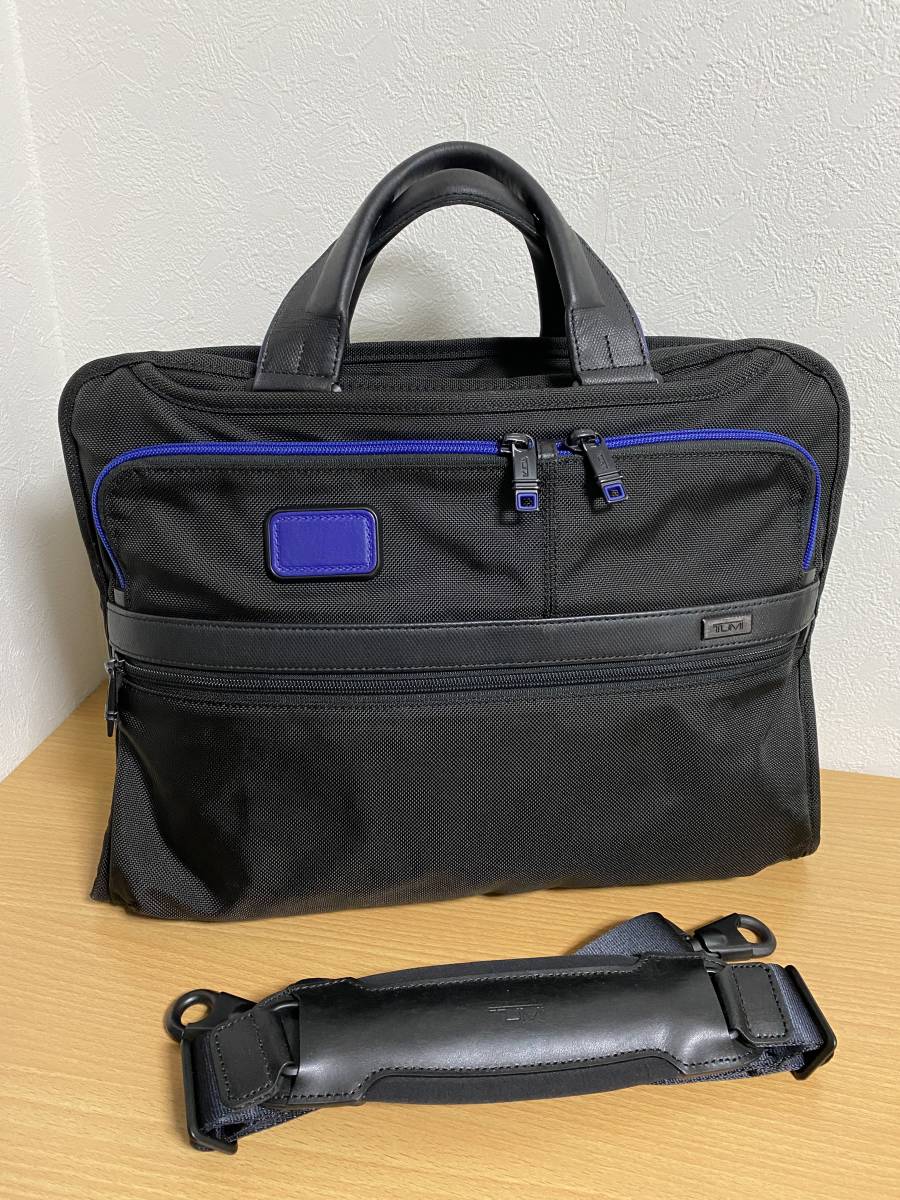 トゥミ ビジネスバッグ美品 - 26108DNVY2E-