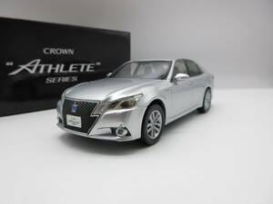 1/30 トヨタ クラウンアスリート CROWN 210系 前期　カラーサンプル 非売品 ミニカー シルバーメタリック