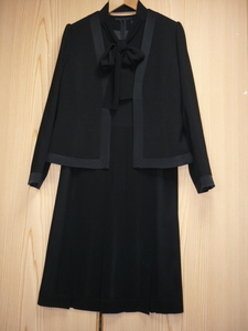 ★美品★Madame Hiroko(マダム ヒロコ)・レディース９AR【ブラックフォーマル・礼服 喪服 冠婚葬祭・アンサンブル】★商品詳細は記載文を・