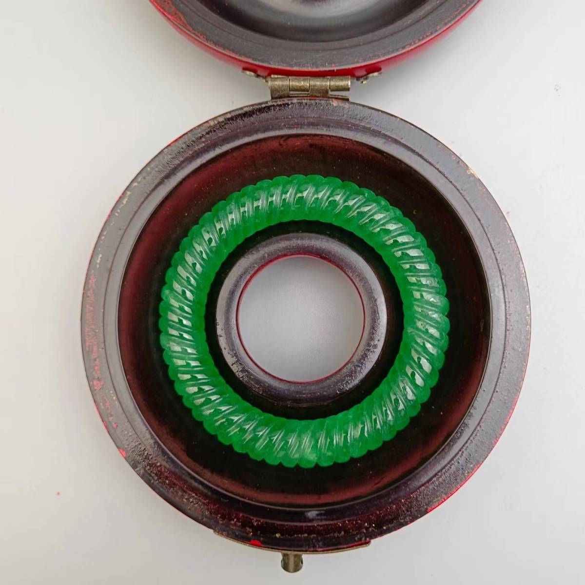 ヤフオク! *緑彫刻、オブジェ 美術品の落札相場・落札価格