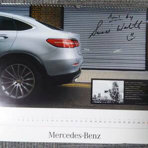2017年版壁掛け用カレンダー「She’s Mercedes」　ポスター/インテリア　サイズ：52×42.5㎝/リング　12人の女性が撮ったメルセデス車