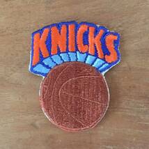 ヴィンテージ 80's 90's New York Knicks ニューヨーク・ニックス ワッペン NBA バスケットボール アメリカ 縦約６cm×横約５cm 中古 古着_画像1