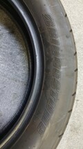 ハーレー ソフテイル外し BRIDGESTONE BATTLAX BT45R 130/90-16 M/C67H 中古タイヤ ジャンク 中央ボルトヒット削れ有り サイドヒビ有り _画像7