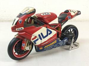 NEWRAY new Ray total length approximately 17cm DUCATI 999 Ruben Xaus Ducati racing bike minicar model figure rare 