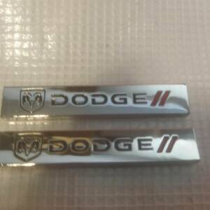 【送料込】DODGE(ダッジ) エンブレムプレート 縦1.0cm×横6.0cm　2枚組　金属製　クライスラー　