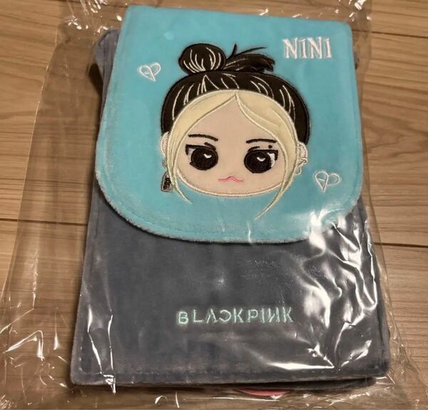 BLACKPINK JENNIE ブラックピンク ジェニー NINI ポシェット 韓国限定