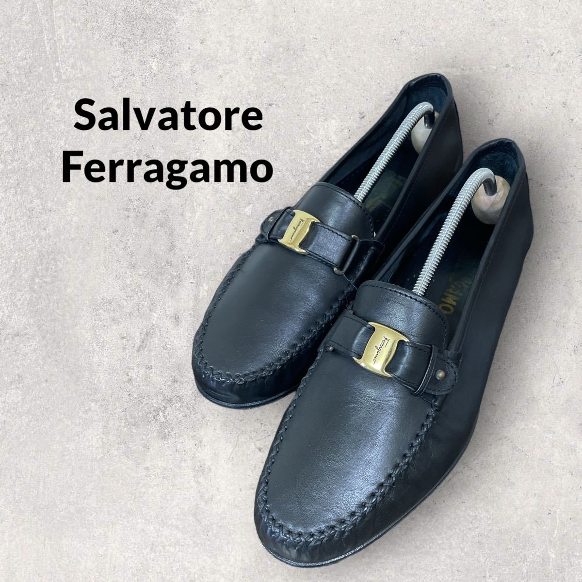 Salvatore Ferragamo フェラガモ イタリア製 VARA レザー ローファー