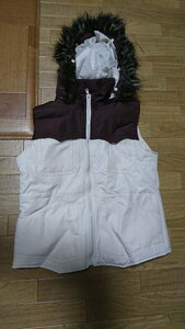 R365 for women down vest L size USED hanger 48