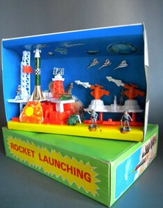 当時物 ★★ROCKETS LAUNCHING ジオラマ 宇宙戦争 ロケット ミサイル基地 !! hong kong toys 兵器 ホンコン製★★ 未使用 デッドストック品