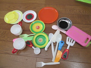  playing house set tableware etc. 