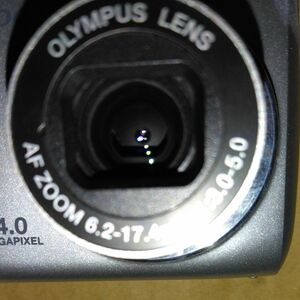 Olympus FE-100 コンパクトデジタルカメラ