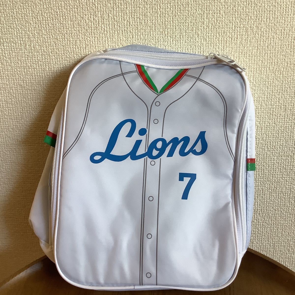 ヤフオク! 西武ライオンズ ユニフォーム 松井の落札相場・落札価格