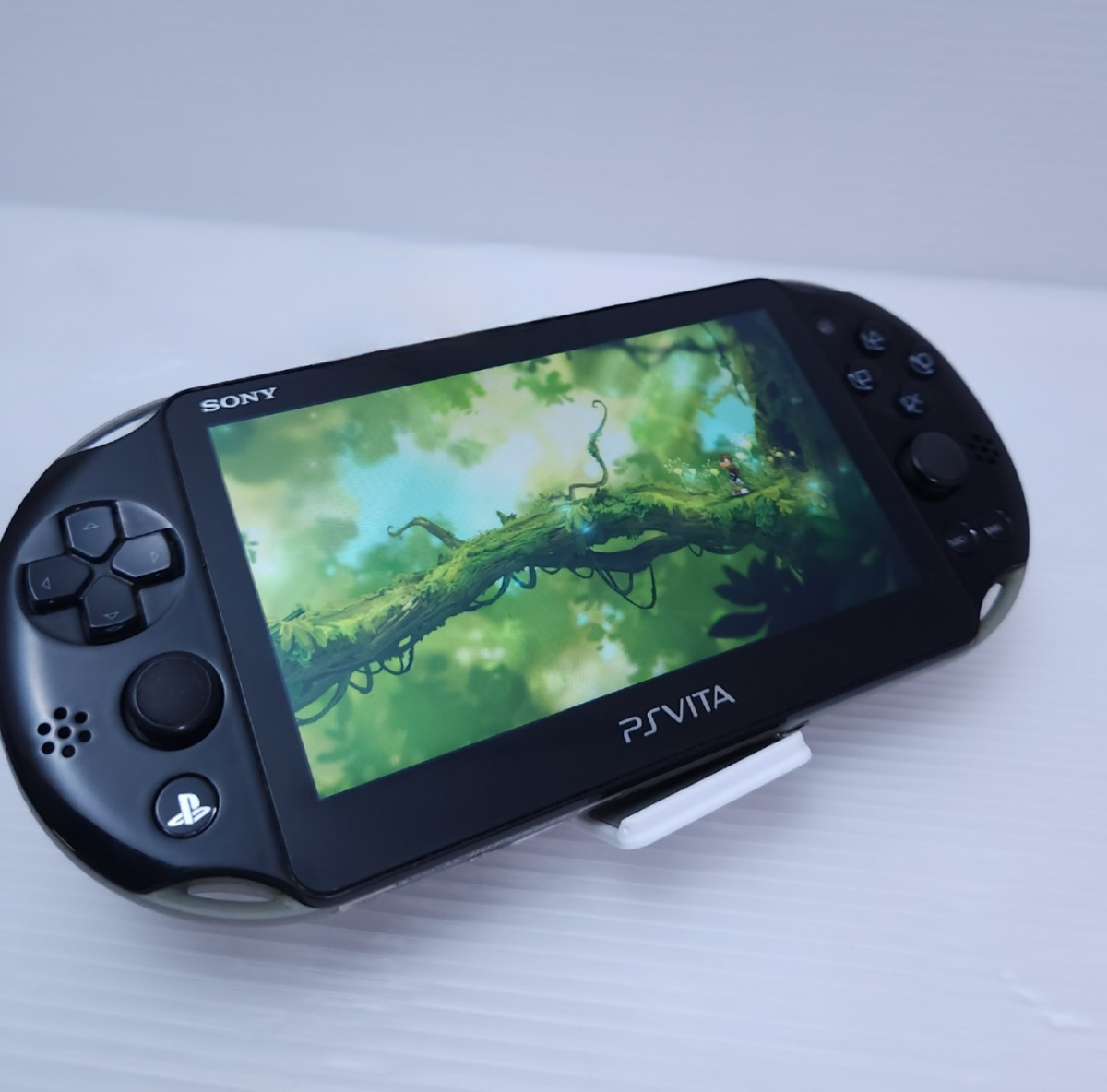 SIE PlayStation Vita (プレイステーション ヴィータ)×GOD EATER 2