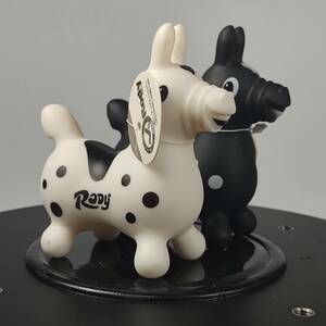 RODY ミニフィギュア ソフビ 2種セット black and white