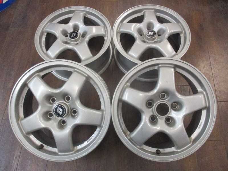 ヤフオク! -「スカイライン r32 ホイール」(ホイール) (タイヤ