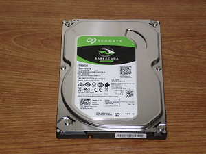 ★ 500GB ★未使用品★ SEAGATE BarraCuda【 ST500DM009 】★PB3