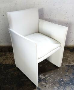 レトロファニチャー　当時物＊Cassina　カッシーナ＊BREAK　ブレーク ＊アームチェア　レザーチェア　WHT＊Mario Bellini マリオ・ベリーニ