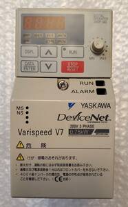 インバータ　yasukawa 安川電機　CIMR-V7NA20P7 0.75kw
