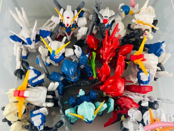 ガシャポン、ガンダム、ザクなどミニマスコットまとめ売り！掘り出し物あり！ 元祖SDガンダム SDガンダムBB戦士