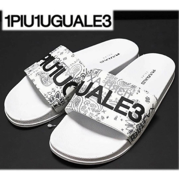 《1PIU1UGUALE3 RELAX》新品 ビッグロゴ ペイズリー柄シャワーサンダル サマーサンダル 白 大きいサイズ (29cm)A8445