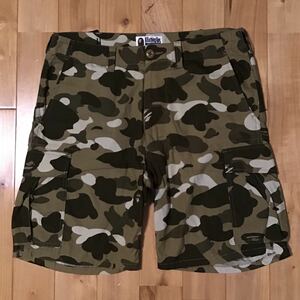 Beige camo カーゴ ハーフパンツ Mサイズ a bathing ape BAPE shorts pants エイプ ベイプ アベイシングエイプ 迷彩 ショーツ m6746