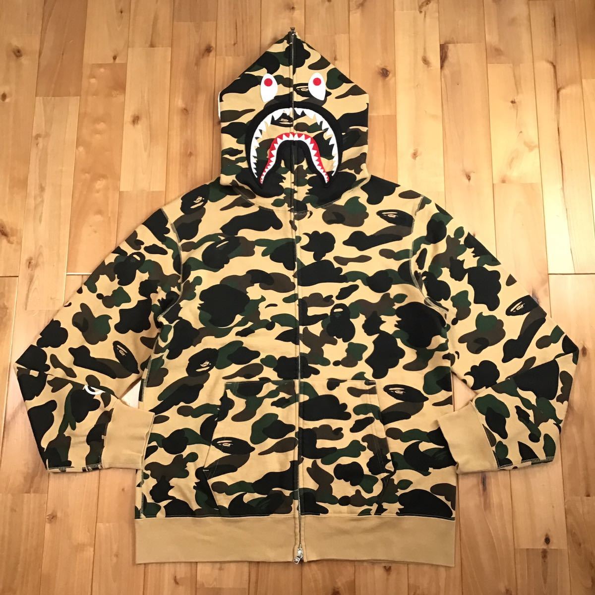 ヤフオク! -「bape camo shark full zip hoodie」(ア ベイシング