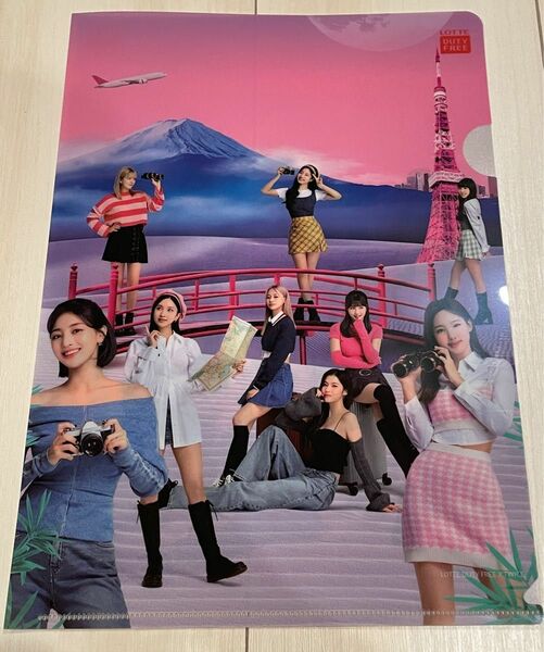 TWICE クリアファイル