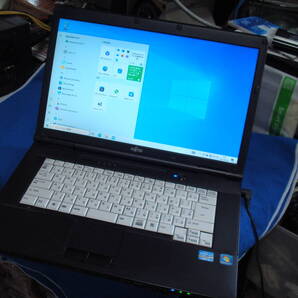 Windows10 Intel i3-2330M 2.0GHz メモリ4GB SSD240GB 15.6LED液晶パネル LIFEBOOK A561/D 美品 送料無料