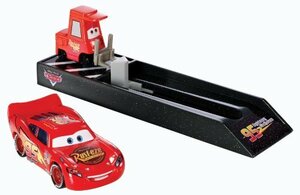 Disney Cars Pit Crew Launchers - Lightning McQueen (並行輸入品)(中古 未使用品)　(shin