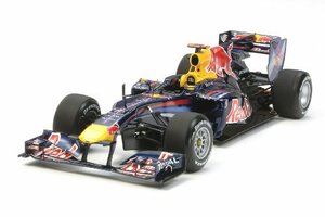 タミヤ 1/20 グランプリコレクションシリーズ No.67 レッドブルレーシング ルノー RB6 プラモデル 20067(中古品)　(shin