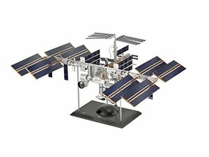 ドイツレベル ISS 国際宇宙ステーション 1/144 R04841 プラモデル(未使用品)　(shin