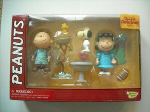 Peanuts Good Ol' Charlie Brown 3 Pack of Figures Including: Lucy, Snoo(未使用品)　(shin